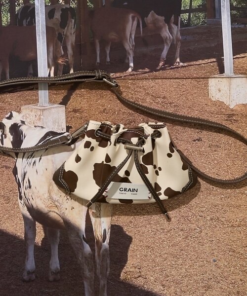 GRAIN / 2WAY Cow Print Mini Waist Pouch