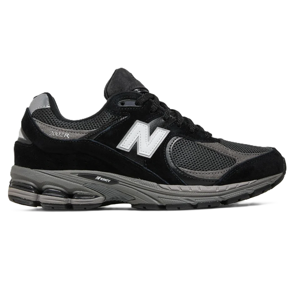 New Balance 2002R Dark Layer Black │ M2002RR1