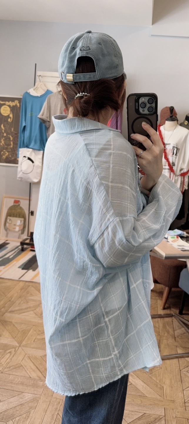 藍格紋薄透長袖襯衫