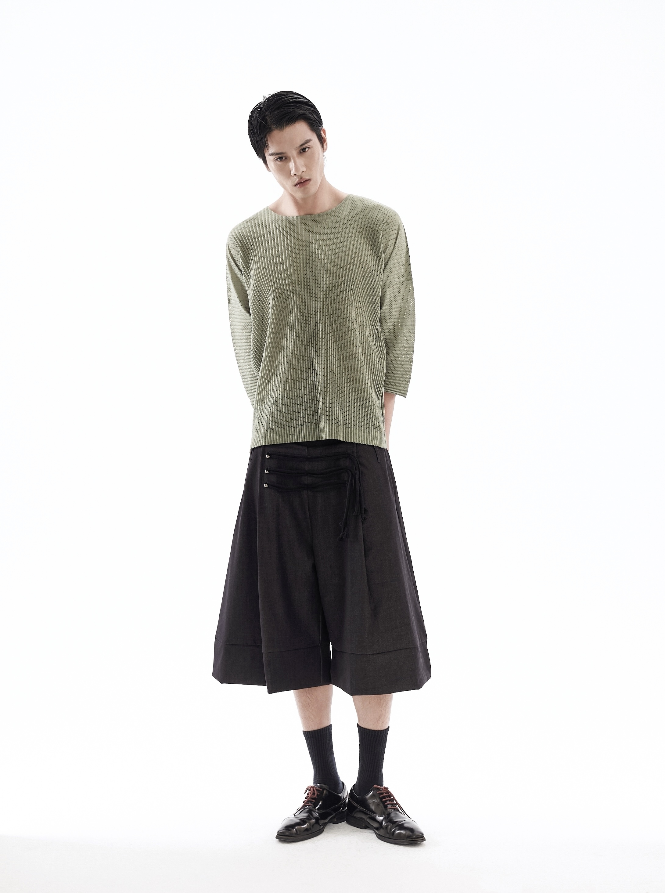 pip｜Corded Wide Short (Grey)