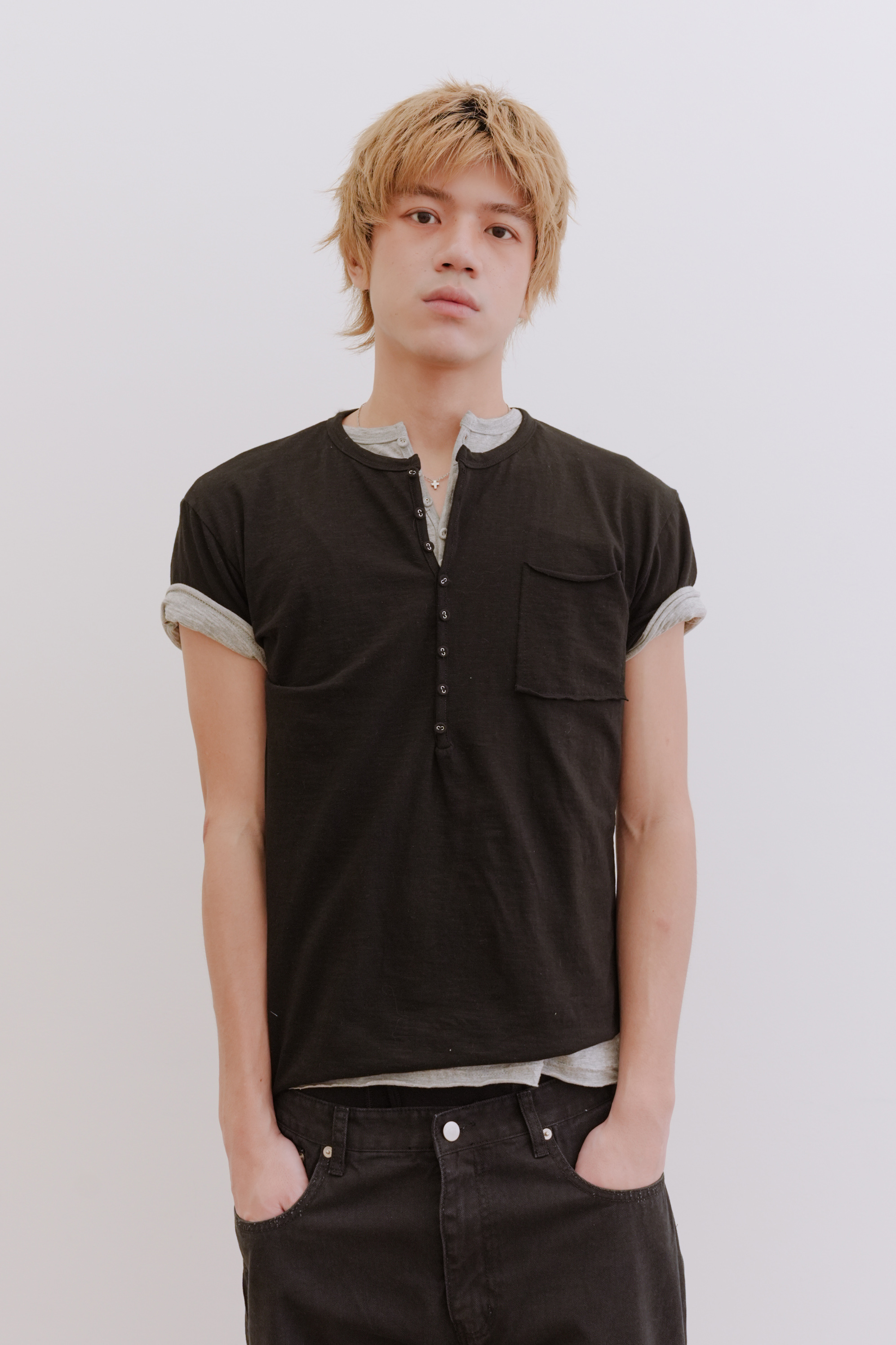 button slub henley tee #上衣