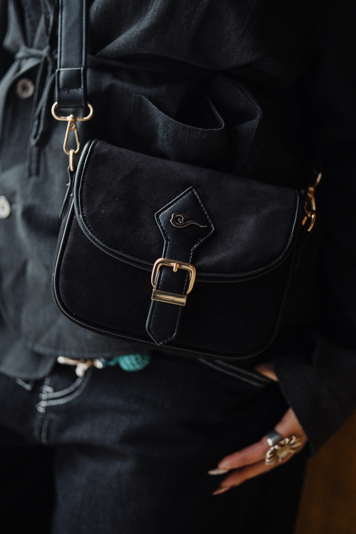 Drunken Dream Reverse Suede Crossbody Bag｜Black｜Hong Kong Original Design