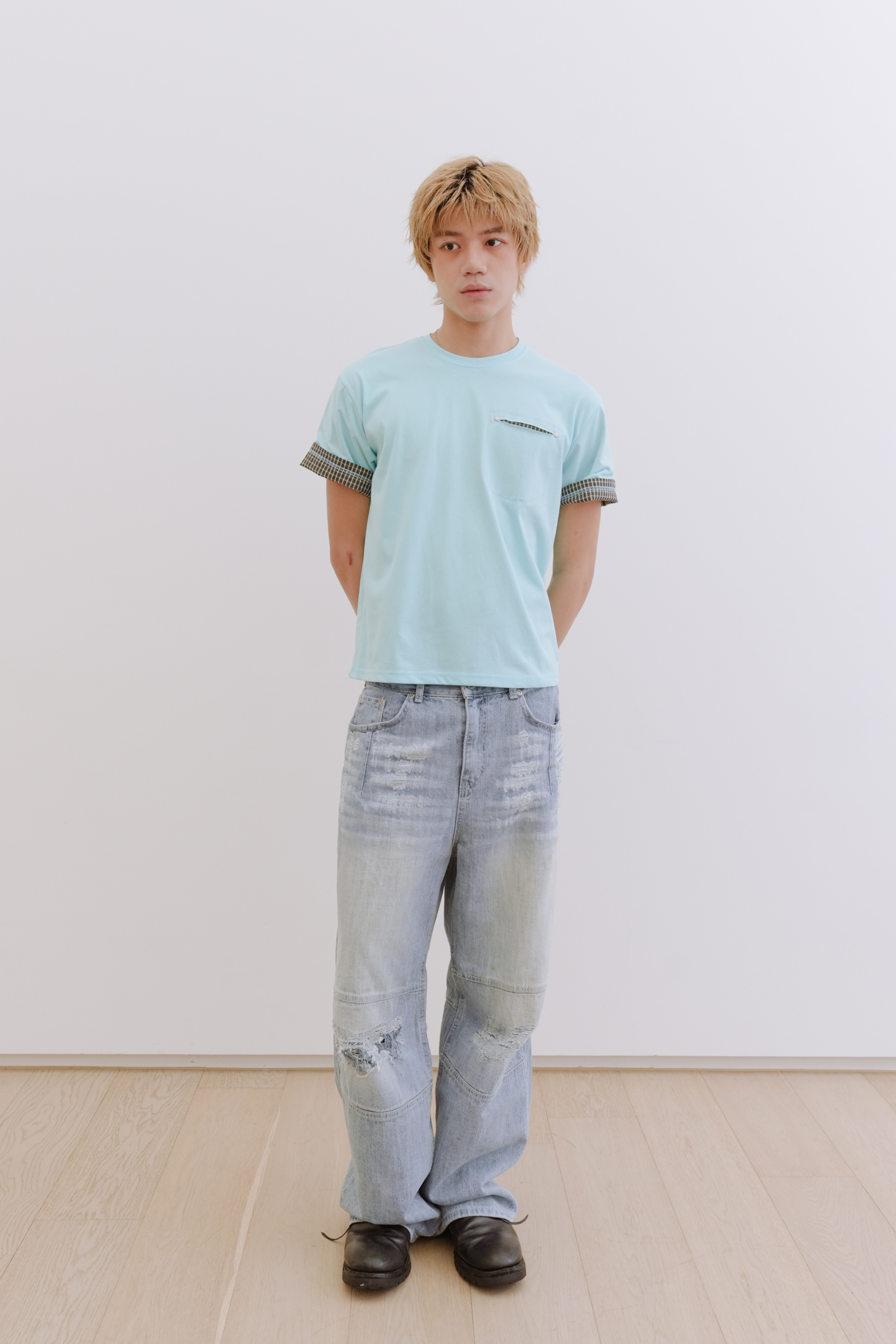 check roll up rivet tee #上衣