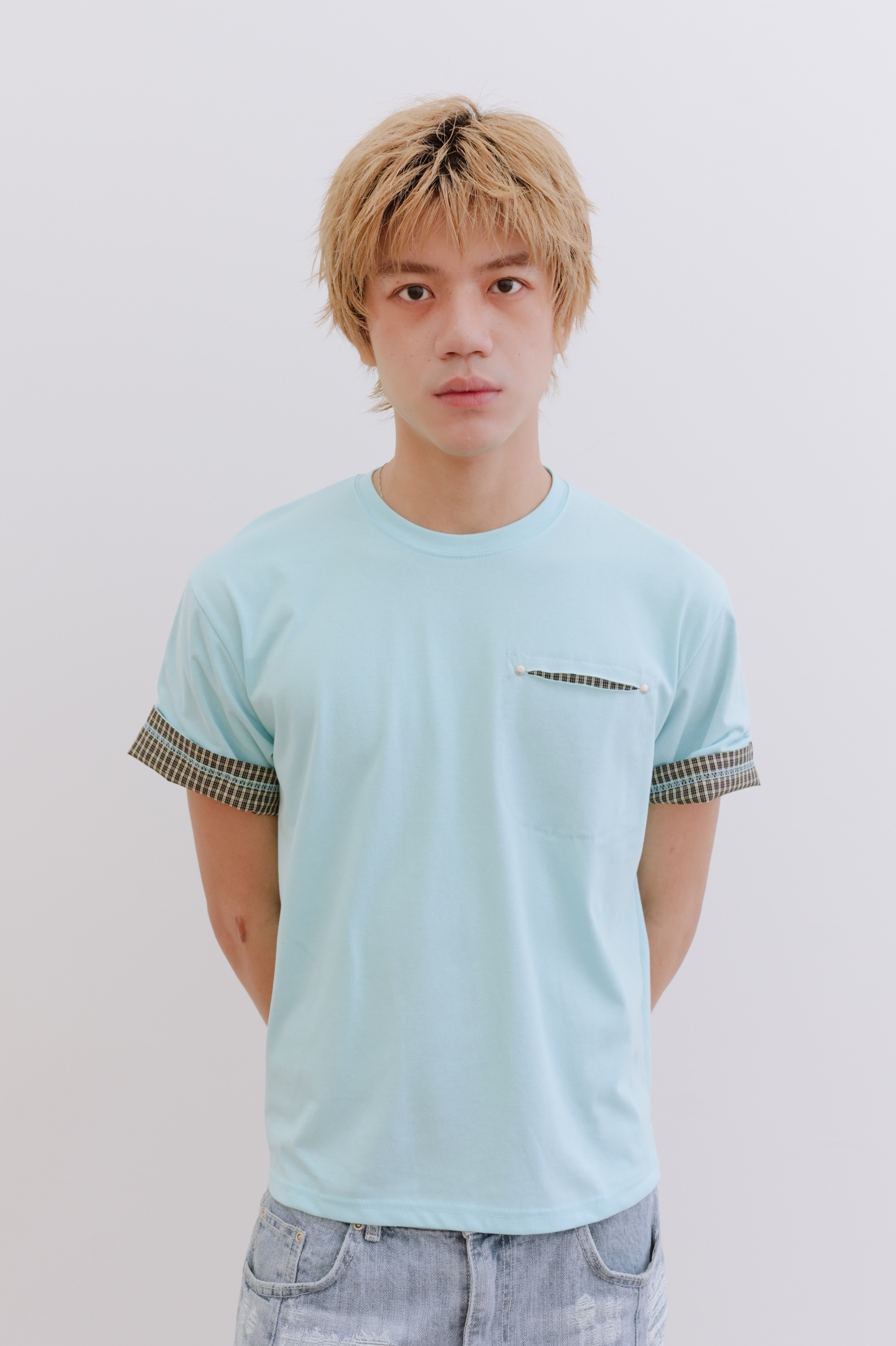 check roll up rivet tee #上衣