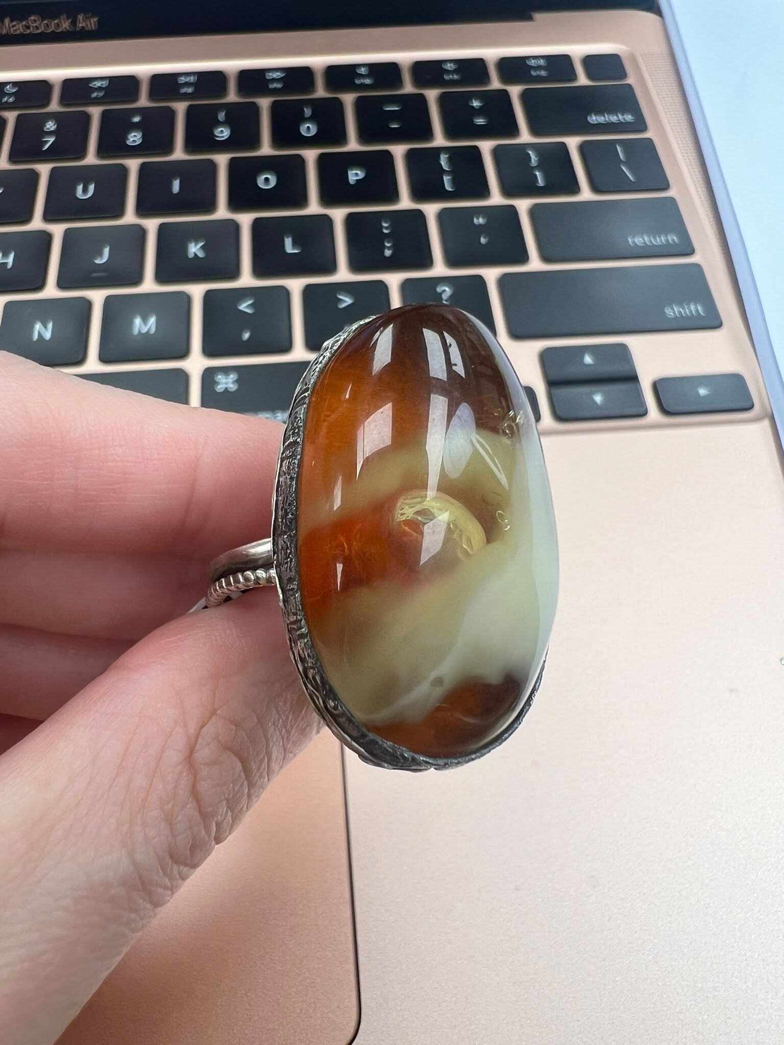 0810BA46-BALTICAMBER-RING-德國匠純銀打造 天然活水膽蜜蠟戒指（A46）