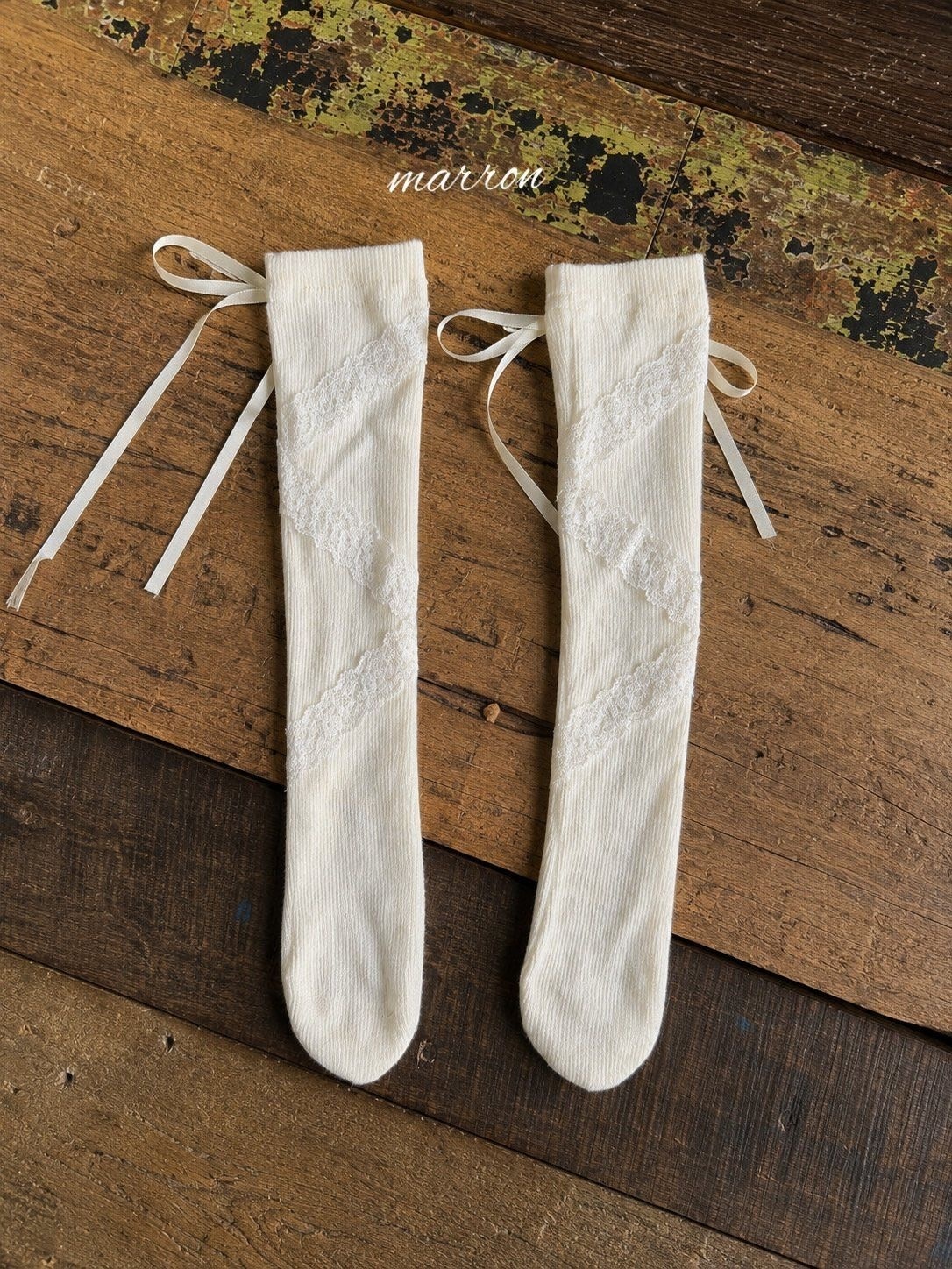 MARRON Lace Socks
