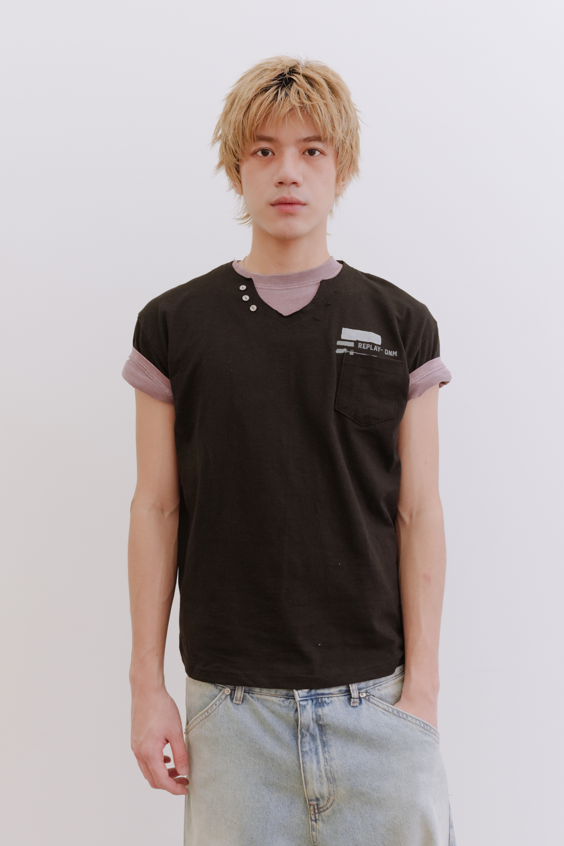 smith v neck tee #上衣