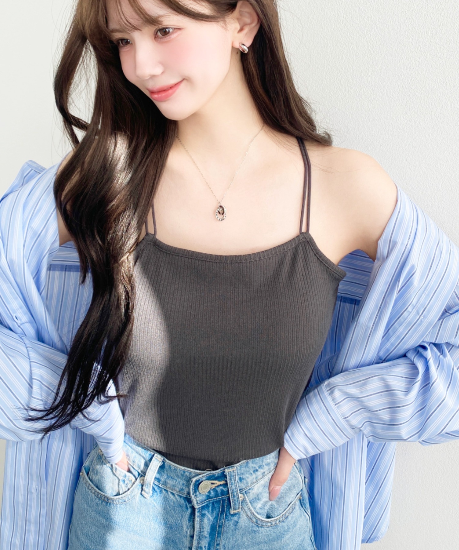 🇯🇵 MOMENT+ 後背交叉 綁帶 無袖背心 BRA TOP 內附胸墊 / 預購