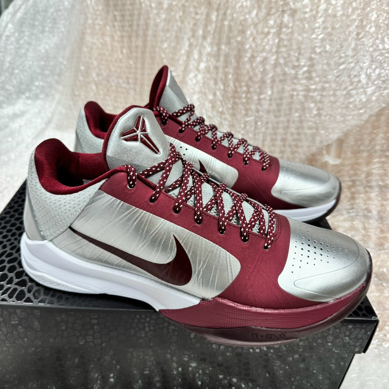 現貨在店【 極新 US10/28CM 】NIKE KOBE 5 ACES 黑桃 銀酒紅 科比5 曼巴 實戰 籃球鞋【IM0557-001】
