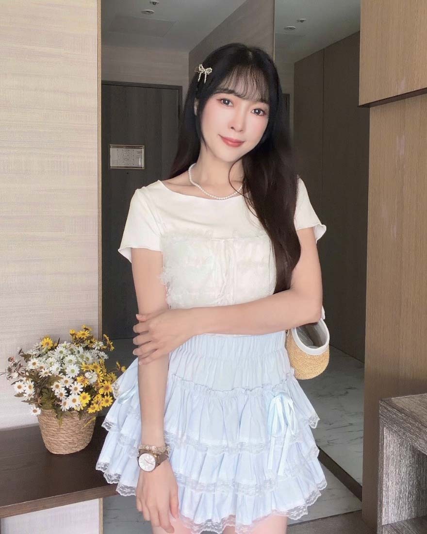 LINA LINA微甜小記荷葉波點背心上衣兩件組-仙氣白