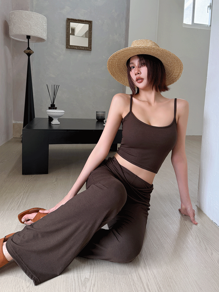 歐美微辣！修身紐結喇叭褲套裝（3色，有胸墊）