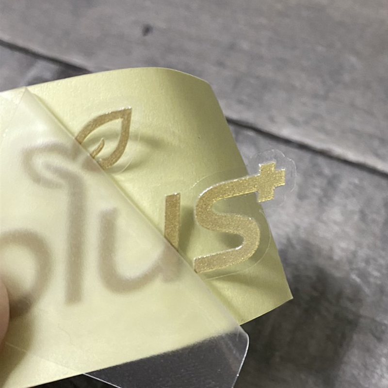 透明底反光貼紙客製化範例 plus 品牌 Logo