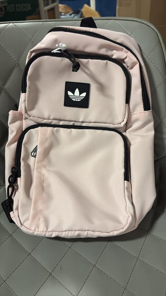 DI148 adidas Originals 多功能背包 30x26cm