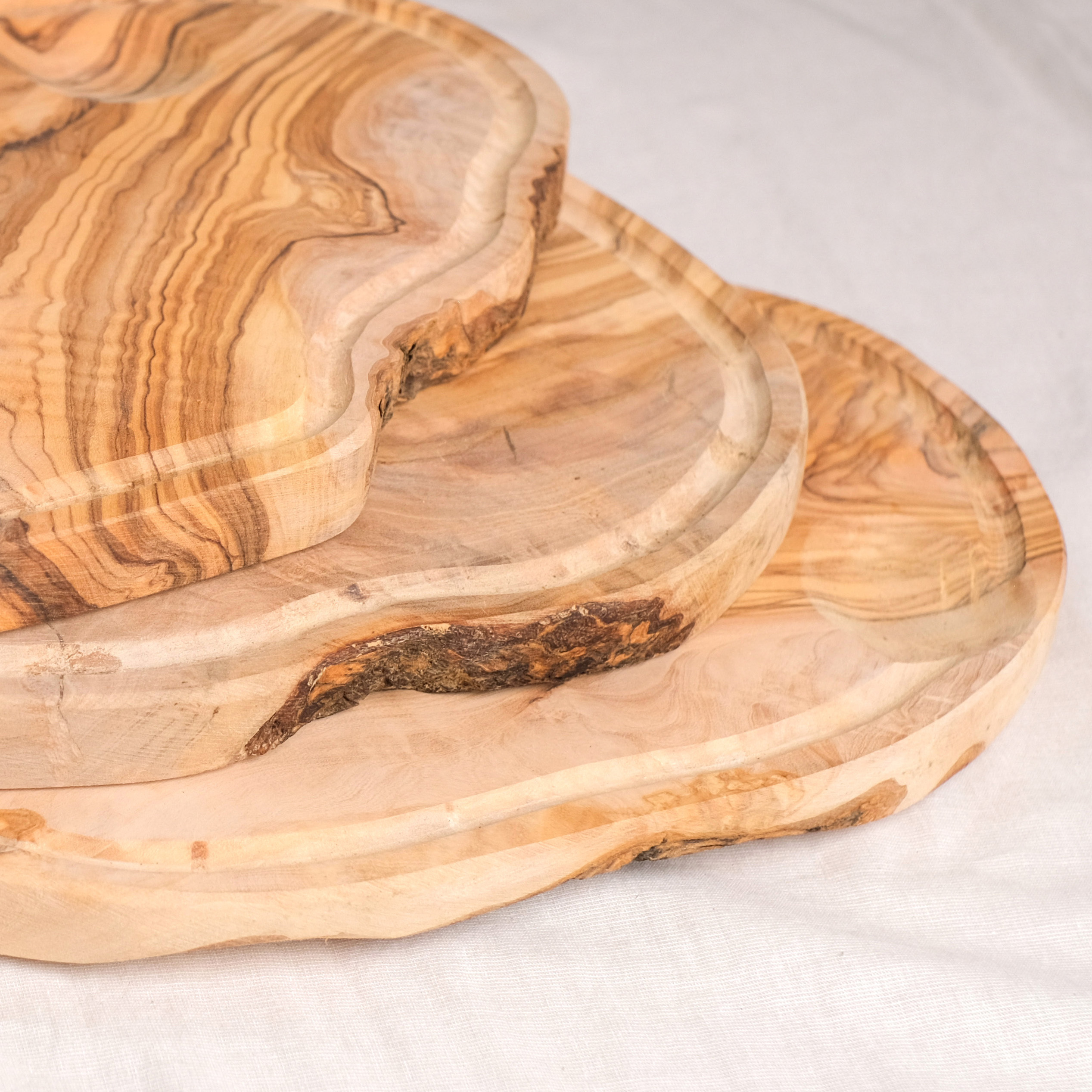 Olive Wood｜橄欖原木 - 單柄砧板點心盤(附溝槽) - 40cm｜Tunisia