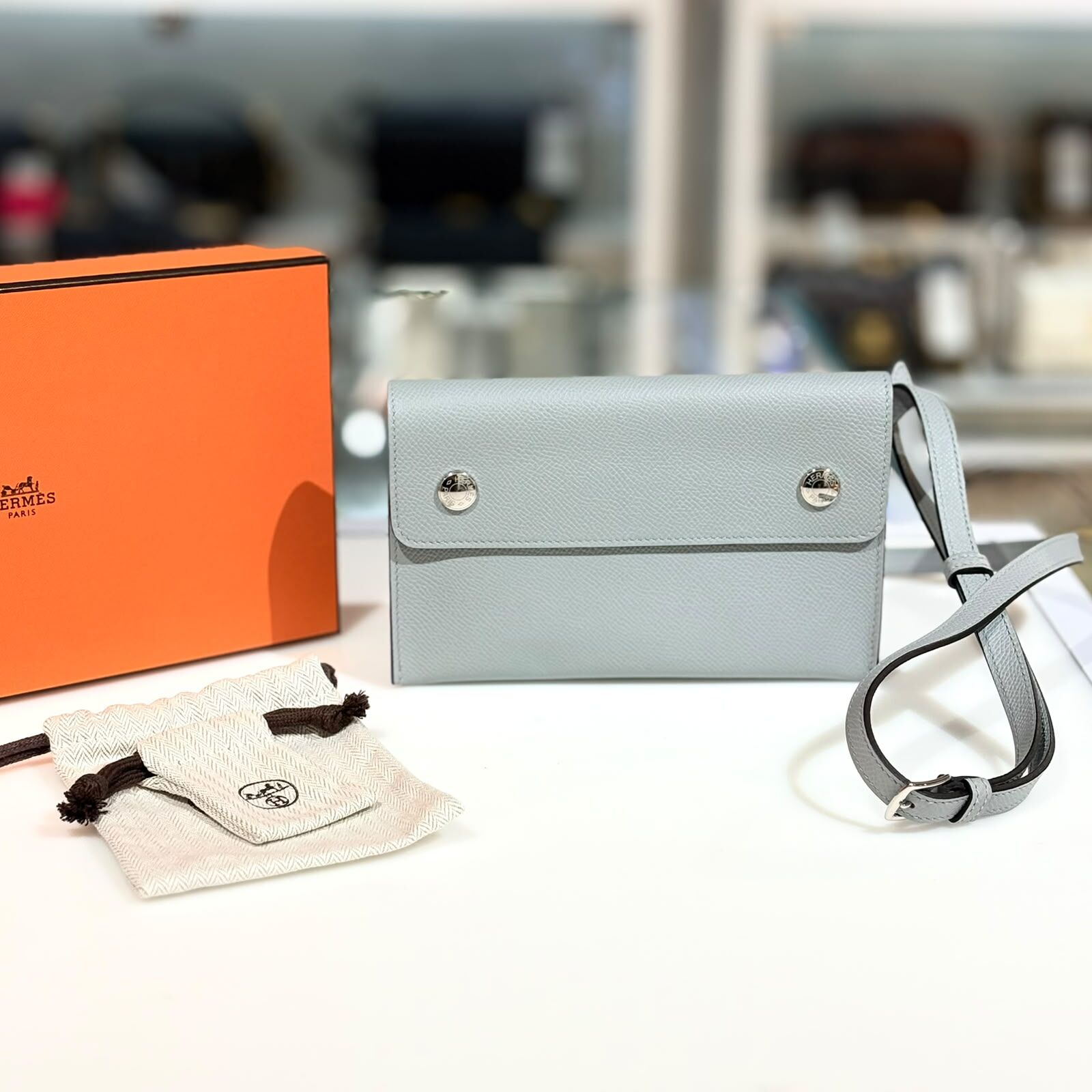 全新HERMES SNAP WALLET, 8U冰川藍,EPSOM皮銀扣, #Blue Glacier, #愛馬仕斜背包, #BRAND NEW #香榭站正品
