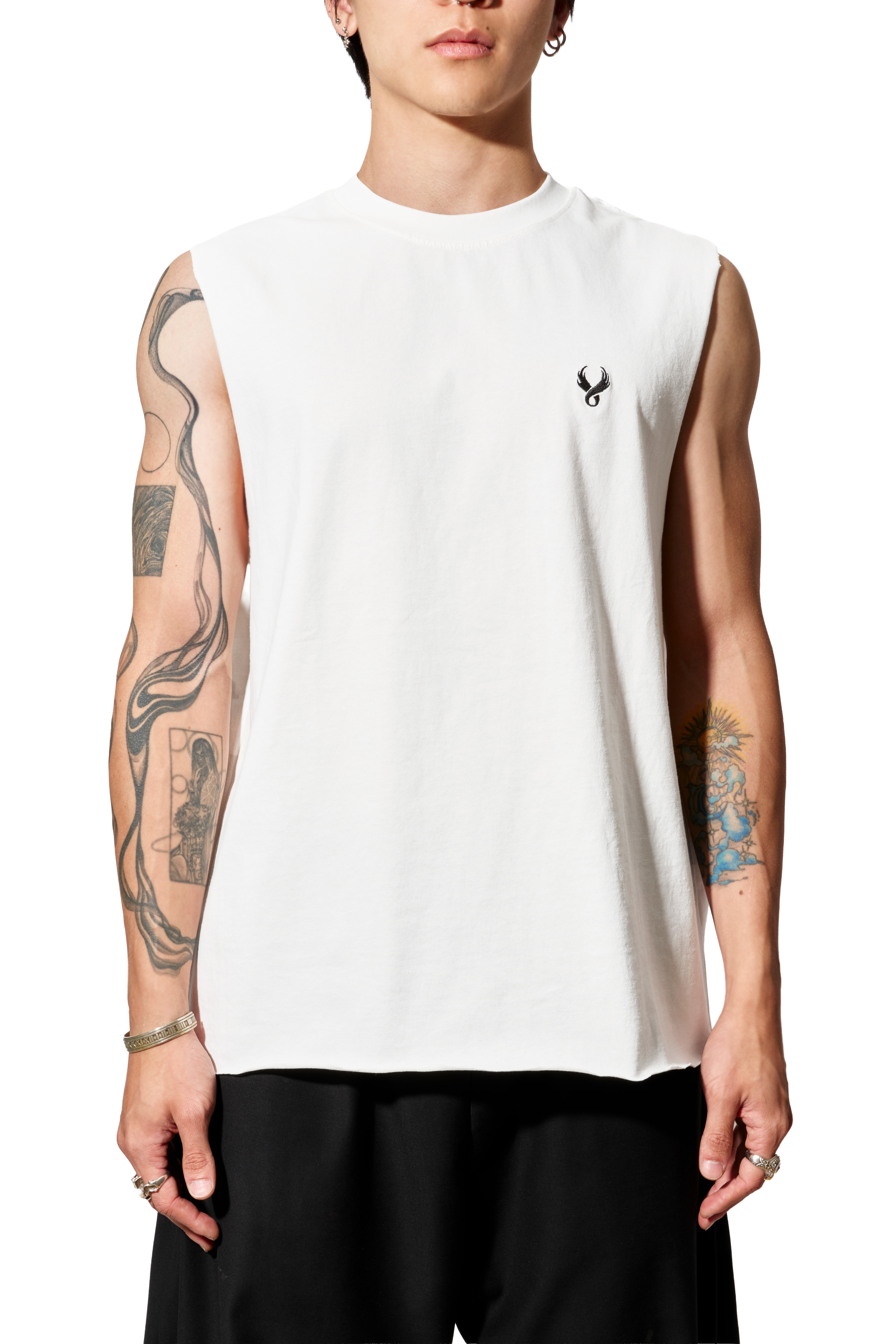 REMIX "Side Wing" Vest (White/Black)