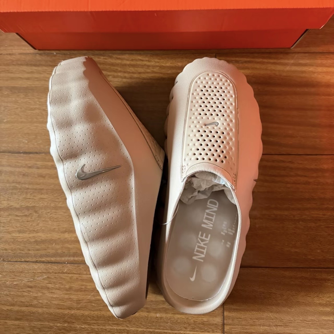 NIKE MIND 001 HEMP 裸粉 奶茶 賽鞋 拖鞋 穆勒拖 HQ4307-200