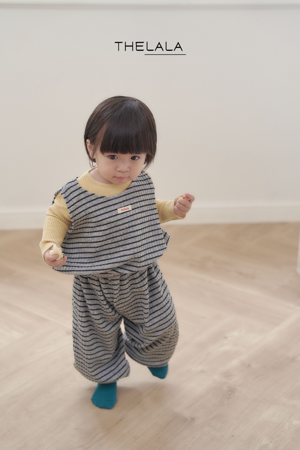 正韓秋Lalla 小童三色橫條縮口褲