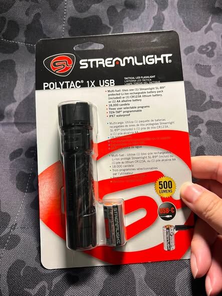 Streamlight PolyTac 1X 緊湊型多燃料手電筒