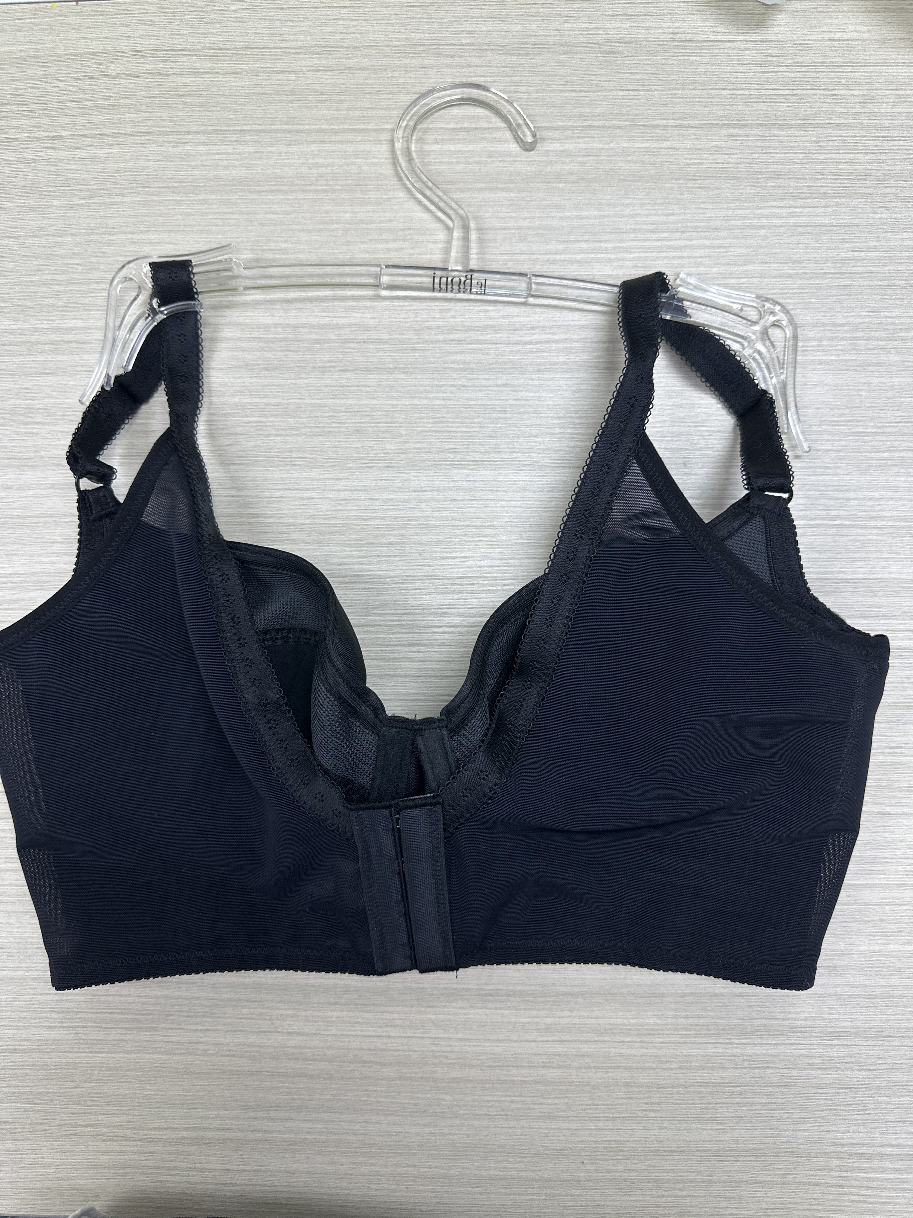 VB46 Bonluxe葆露絲 瘦身胸圍-光面款 -黑色