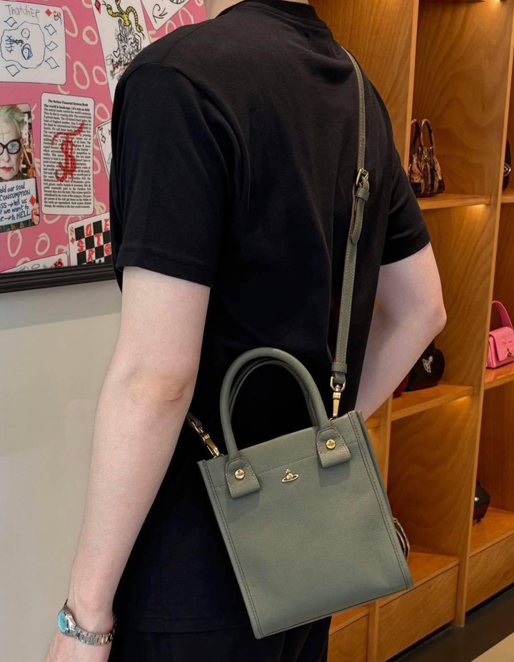 LYS02258 Vivienne Westwood Teddy Small Tote
