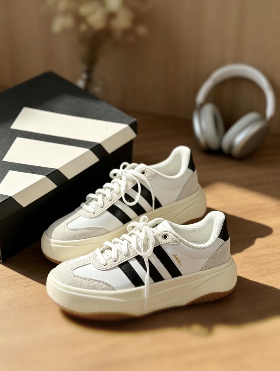 【8/14 - 8/16 周末優惠】【預購】ADIDAS FLARE PLATFORM 白黑色 厚底 女鞋 KH6913