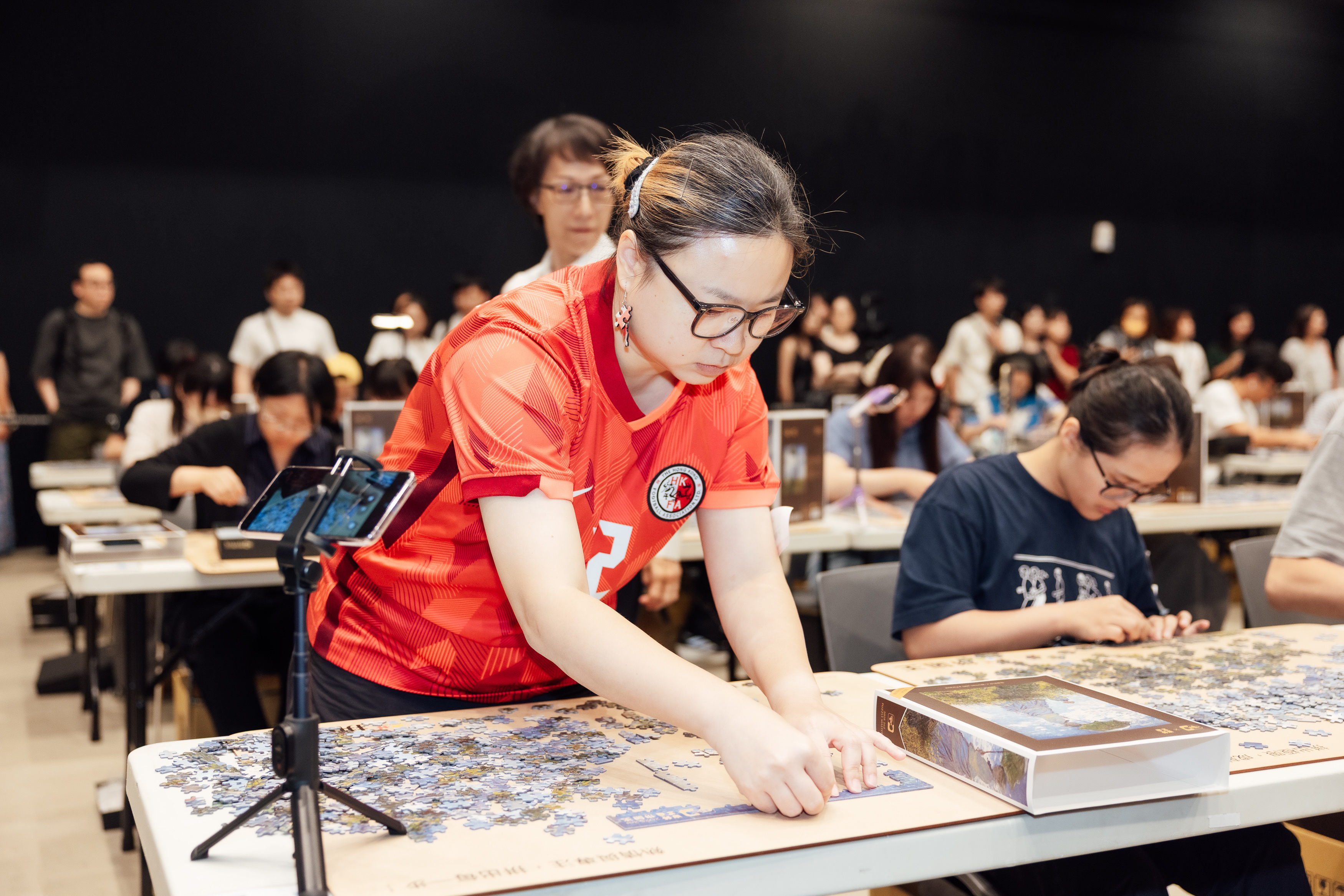 香港參賽者Jennifer參加拼圖王