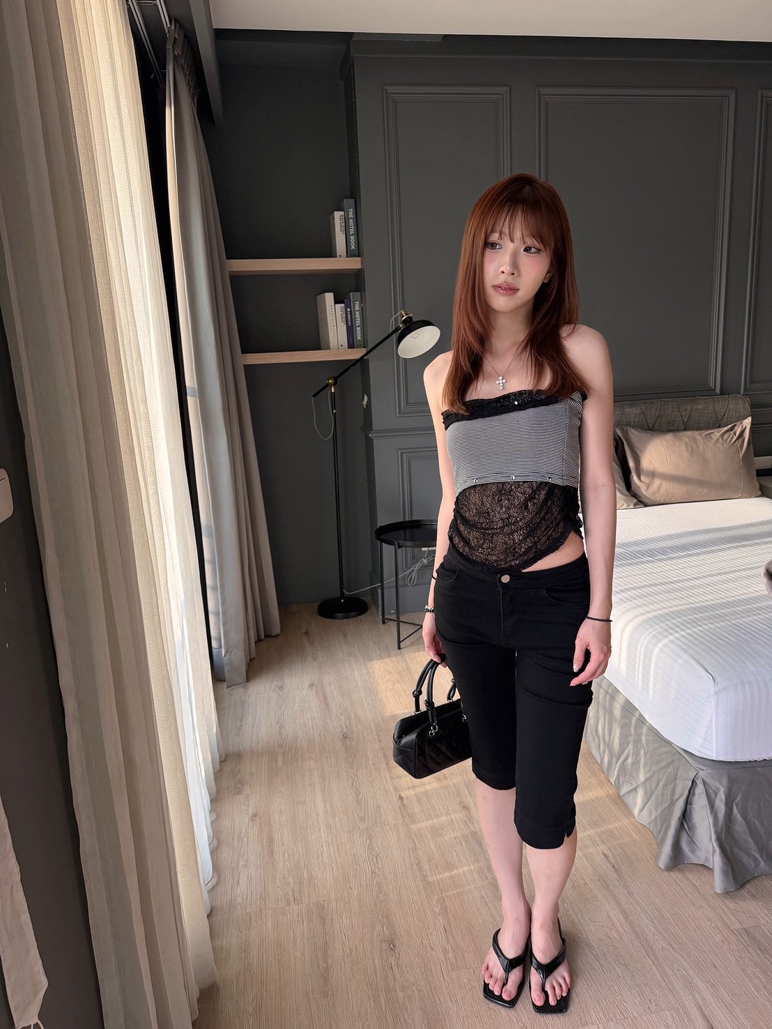 G06 友美JK 條紋蕾絲tee