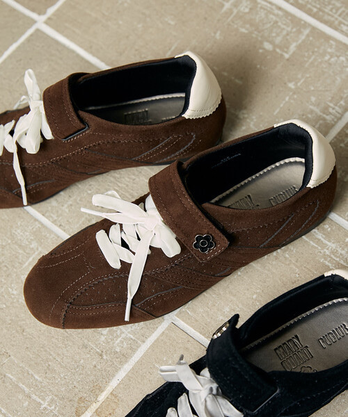 MARY QUANT / Faux Suede Velour Ribbon Velcro Sneakers