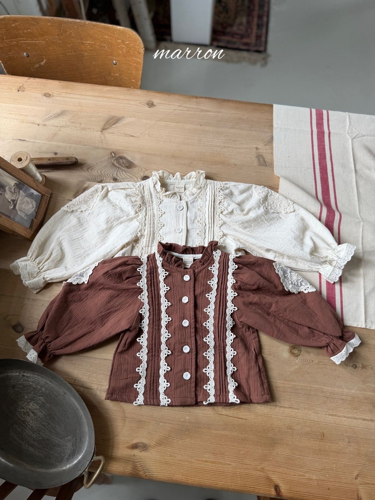 MARRON Motif Blouse