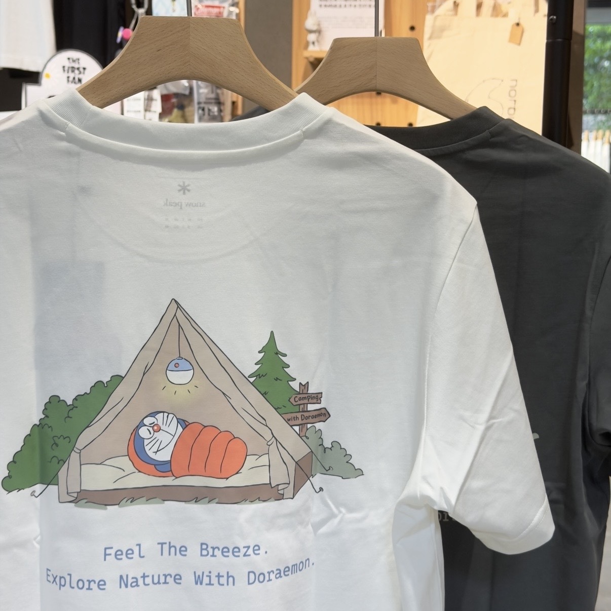 Snow Peak X 哆啦A夢 Camping Short Sleeve T-shirt  速乾材質 哆啦A夢 露營短tee S26MUFTS94