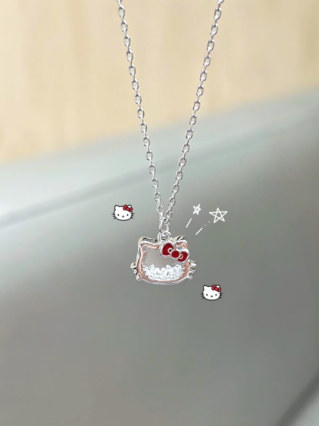 正版授權 SANRIO 三麗鷗 HELLO KITTY 爆閃細碎小鑽 搖搖樂 紅色蝴蝶結 項鍊 粉紅禮盒