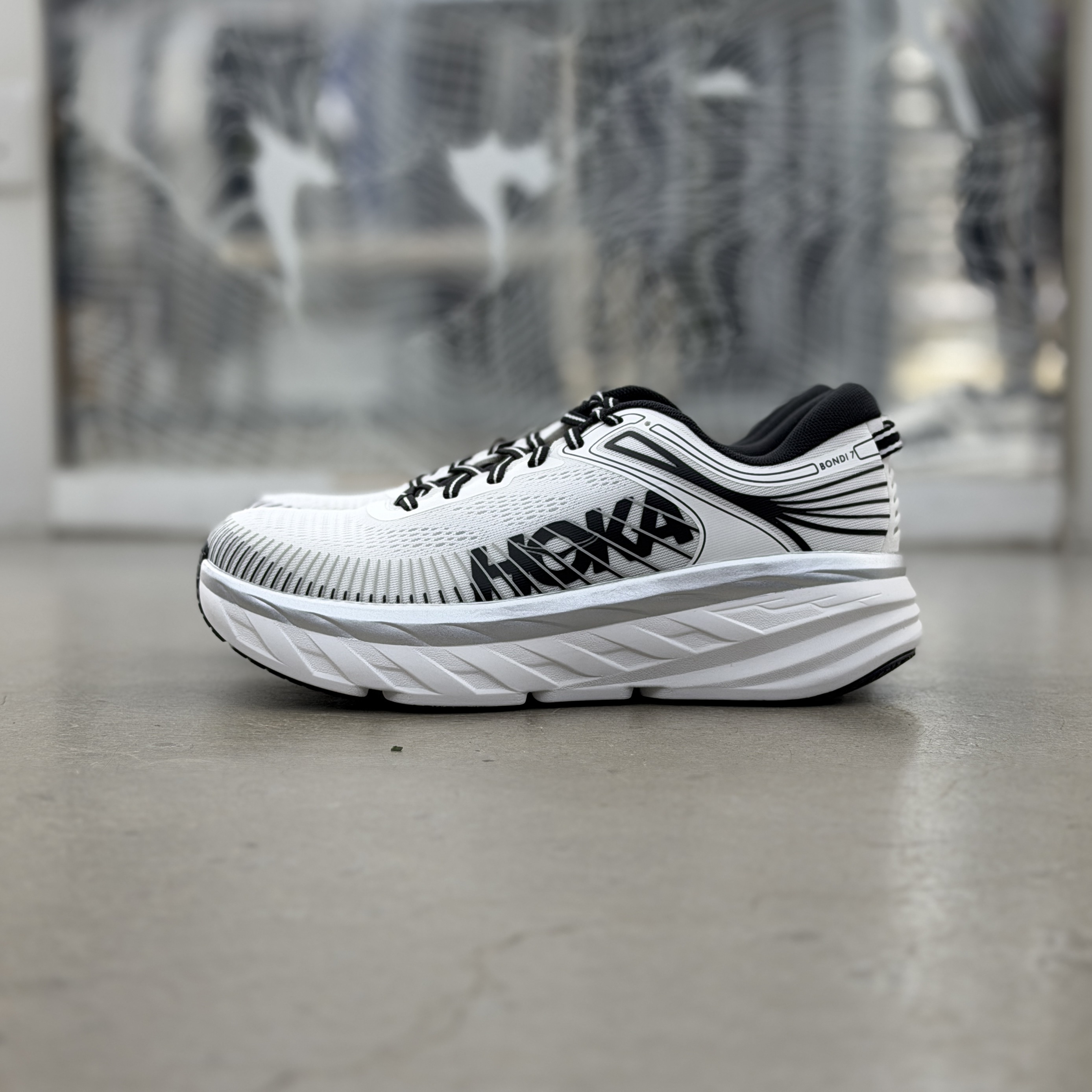 Hoka One One Bondi 7 White Black | 1110518