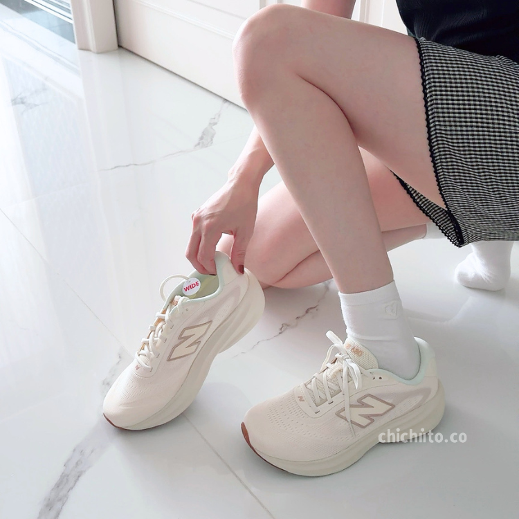 New Balance 680 寬楦舒適跑步鞋