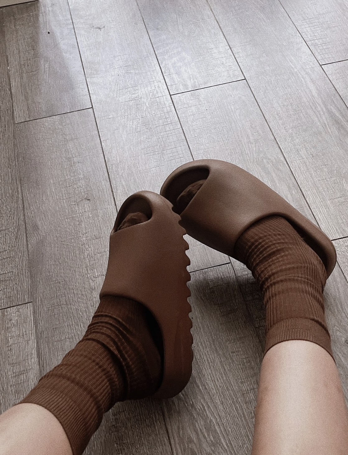 <拖鞋就要這一雙🔥> YEEZY SLIDE 小麥棕 YS-01