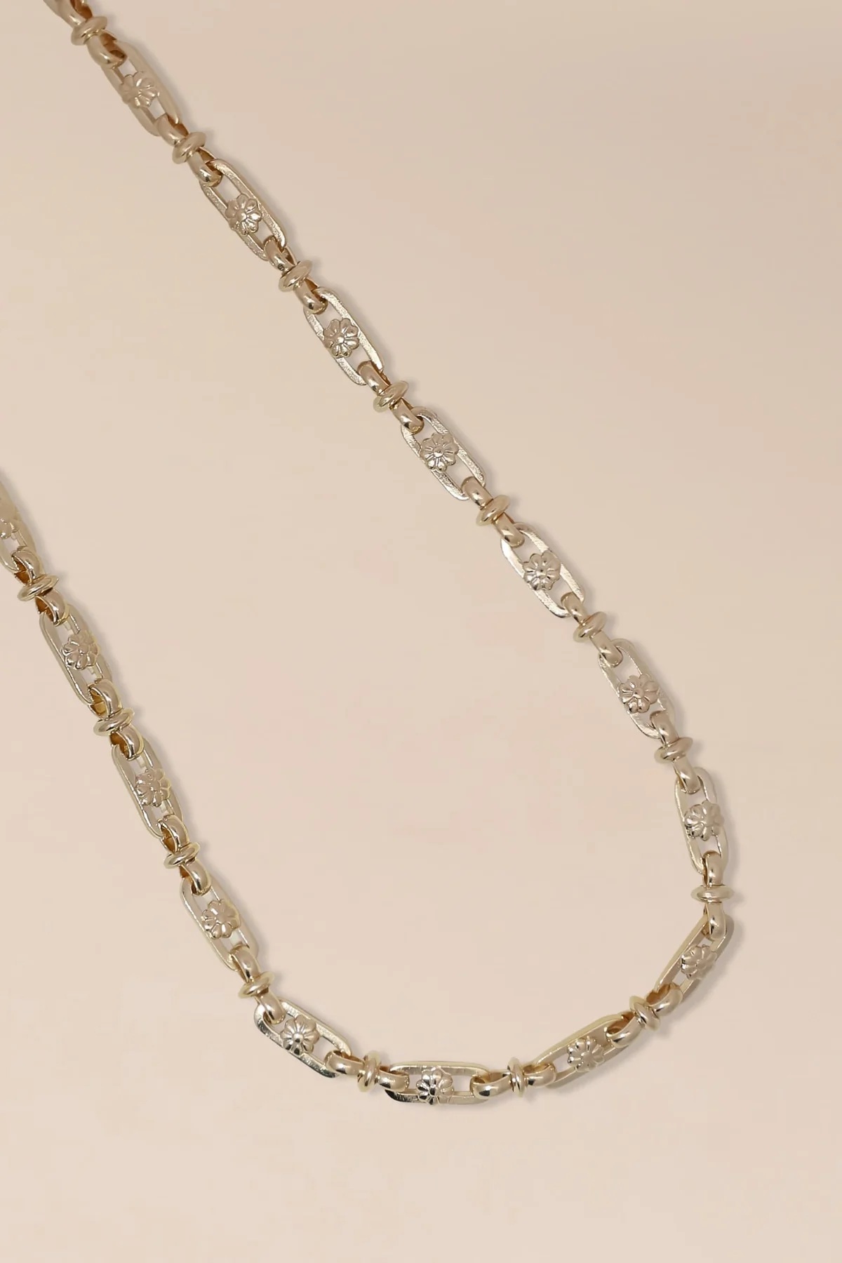 Waekura Necklace Fiore (WA162)