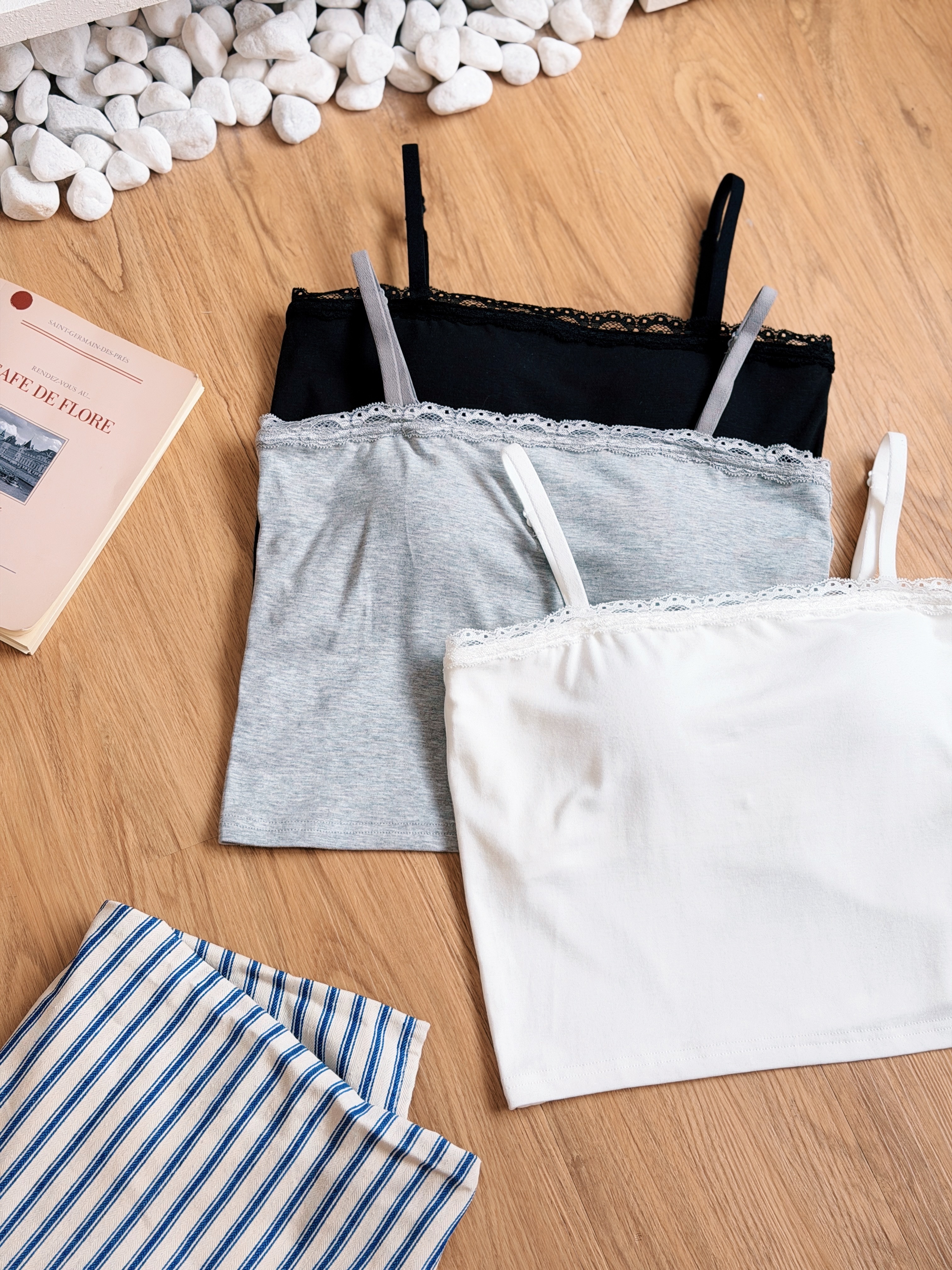 三色 / 雲柔感萊賽爾蕾絲Bra Top / Cloud-Soft Lyocell Lace-Trim Bra Top