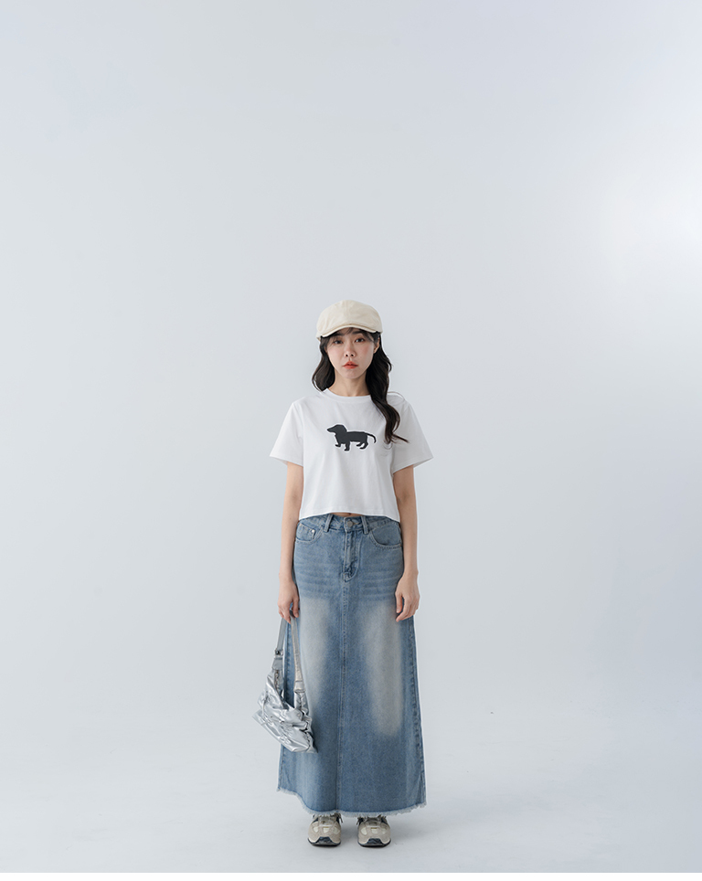 Dachshund silhouette print short-sleeved top, available in two colors.【01099872】in stock+pre-order