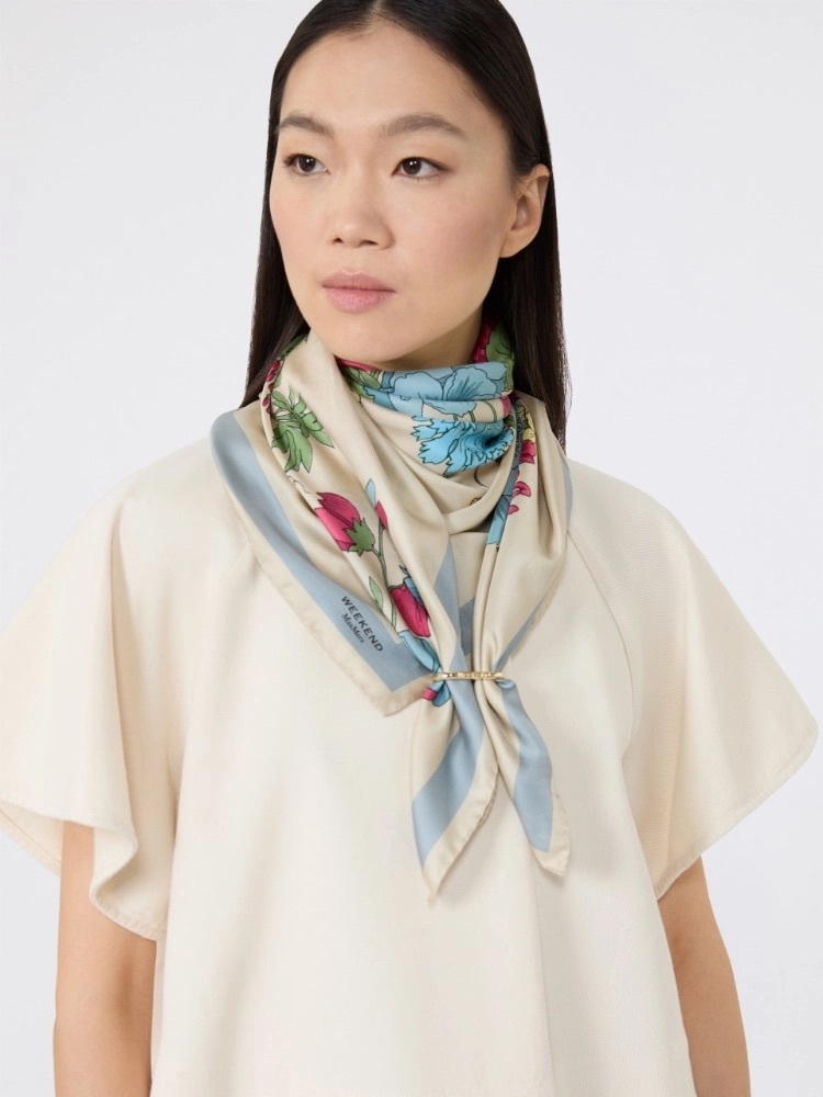 Max Mara 霧藍系富貴花卉絲巾 (附絲巾釦)