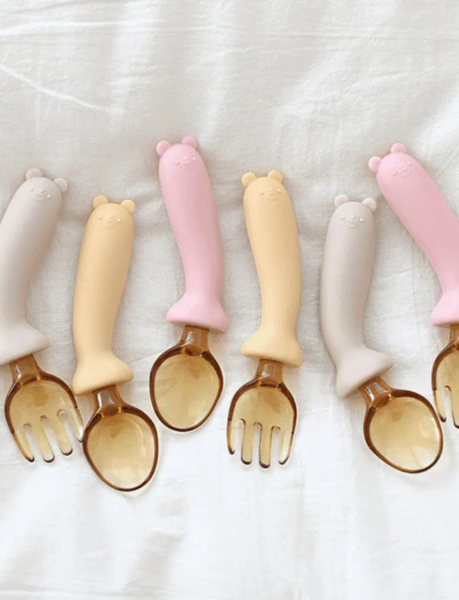 【Bellable】Korea Silicone Bendable Self-Directing Toddler Spoon & Fork Set with Case
