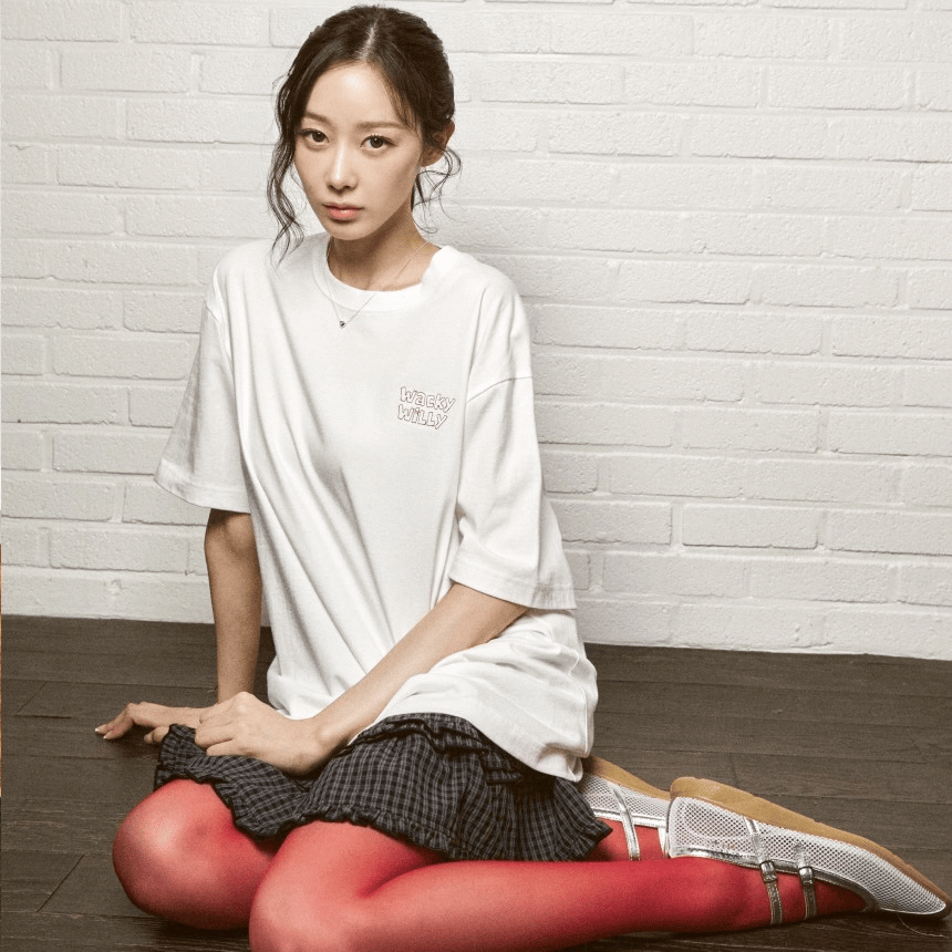 Wacky WiLLy｜[LO.FL] Love Stitch Short-Sleeve T-Shirt WW143