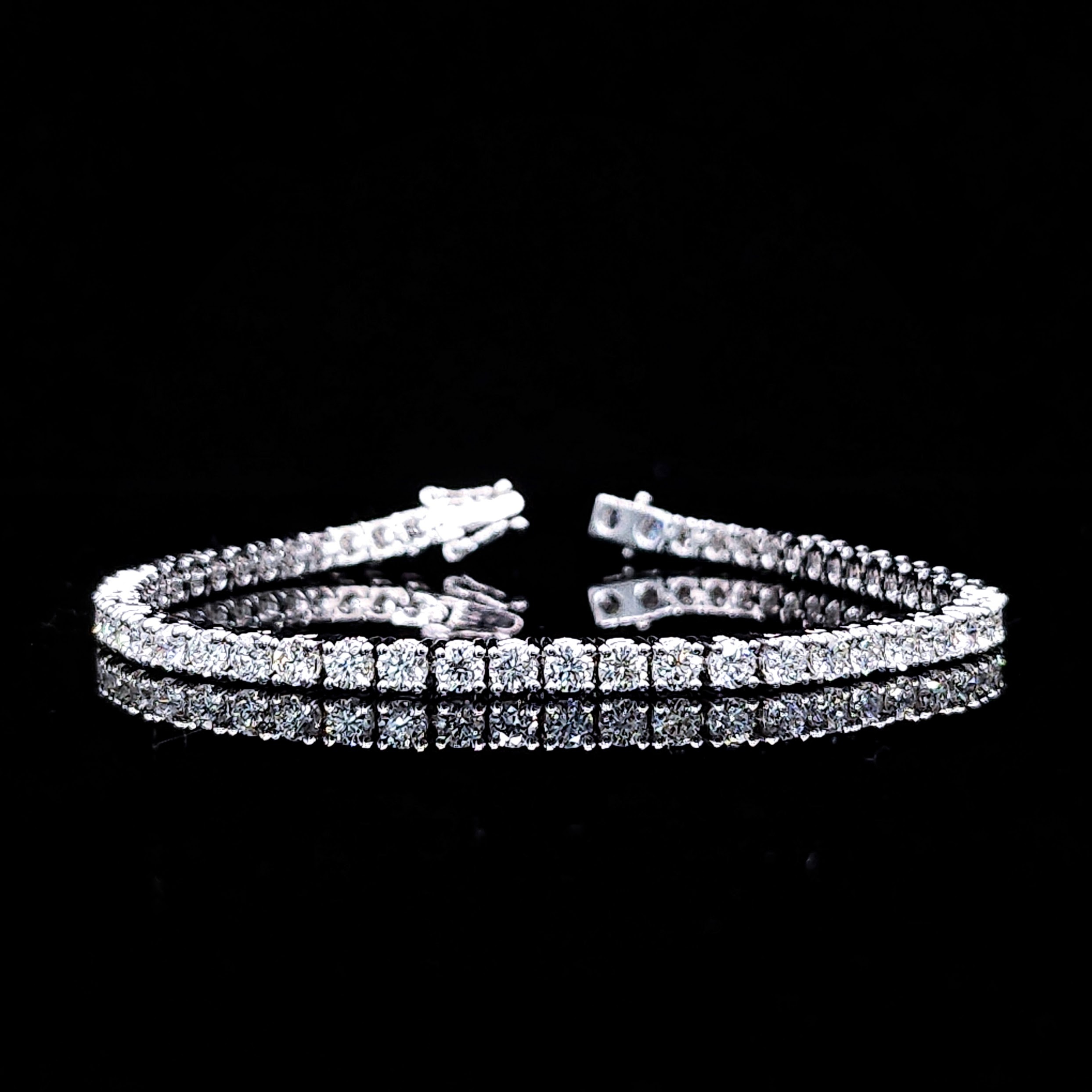 18K White Gold 4.33ct Diamond Bracelet