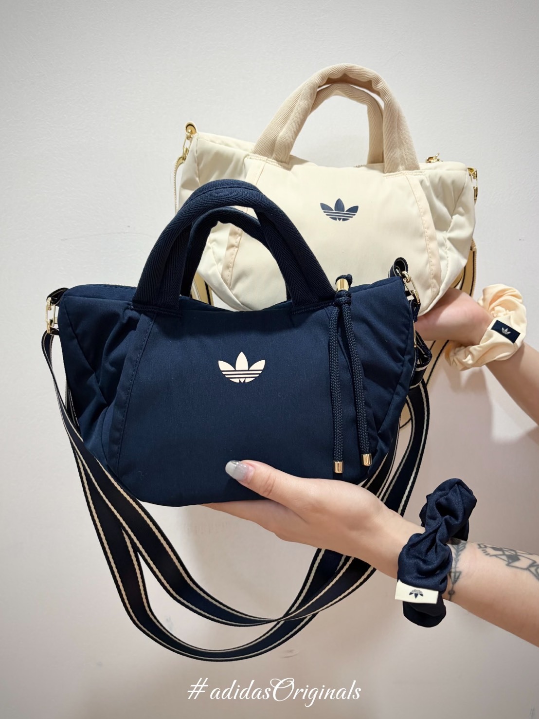 ADIDAS 尼龍 迷你 元寶手提 單肩包 二色