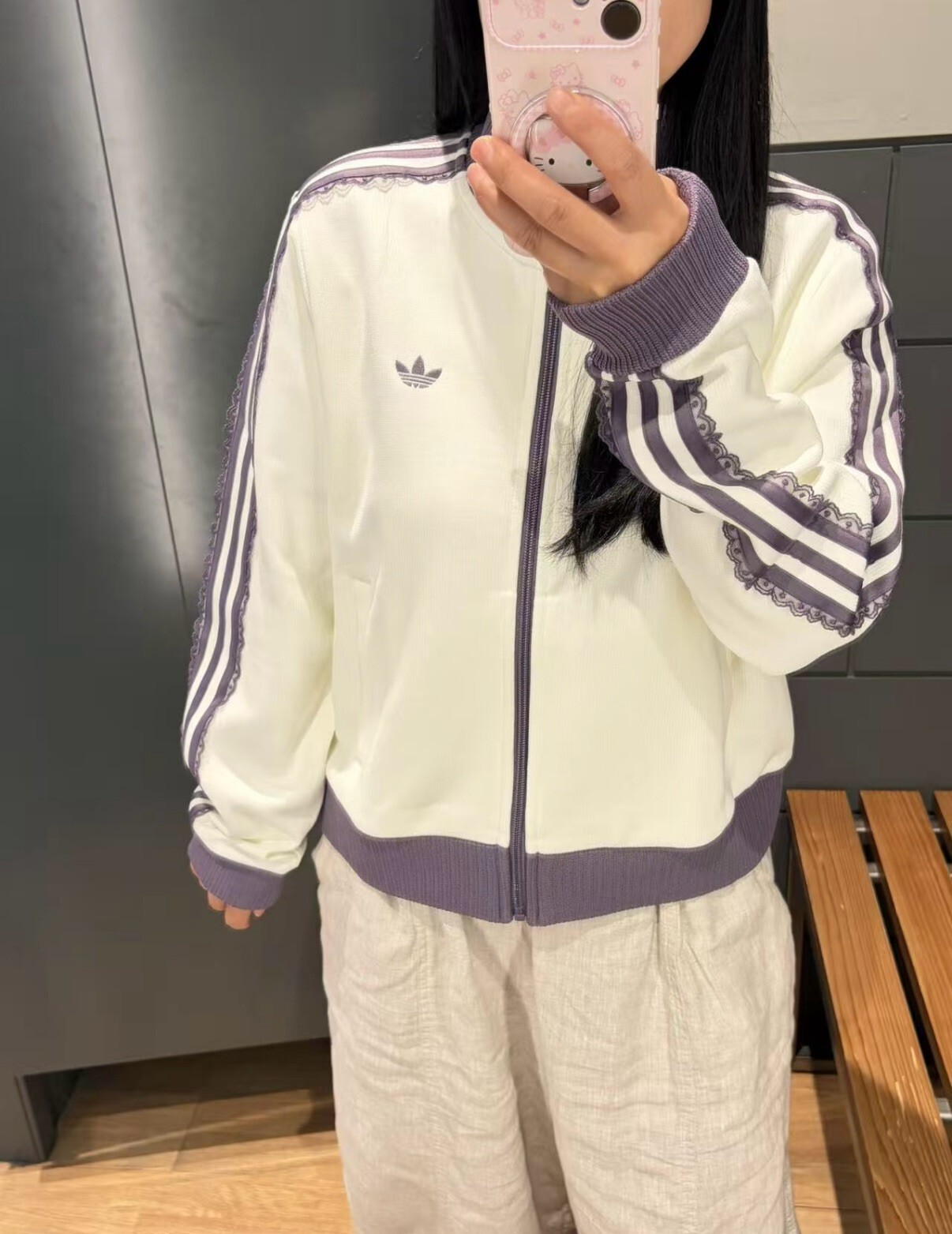 【Luxury】 Adidas Originals Top KNIT TRACK 蕾絲花邊寬松休閒運動拉鍊針織長袖夾克外套 女款 紫色緞帶愛迪達外套 LF2334