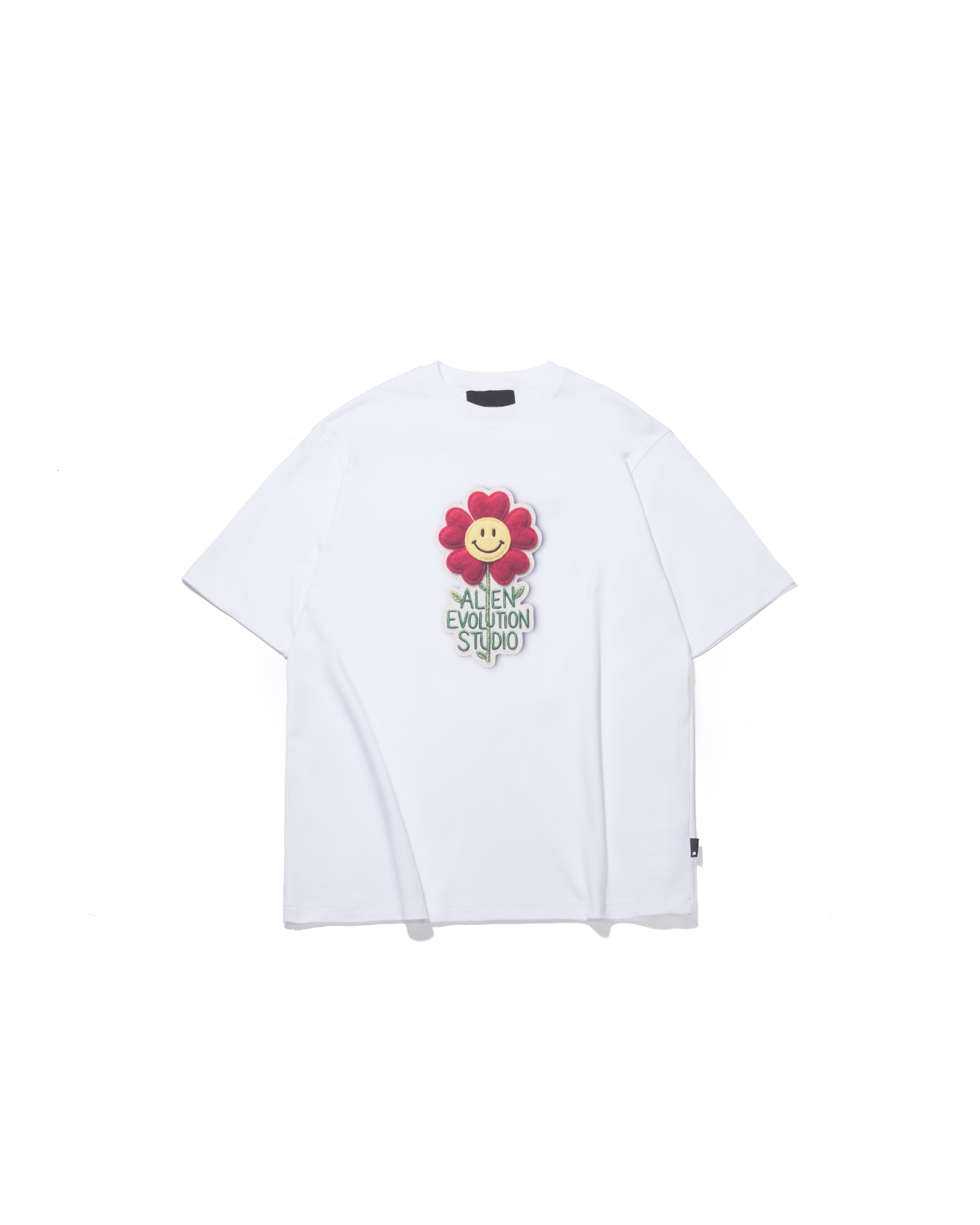 AES SMILE LOVE HEART FLOWER TEE