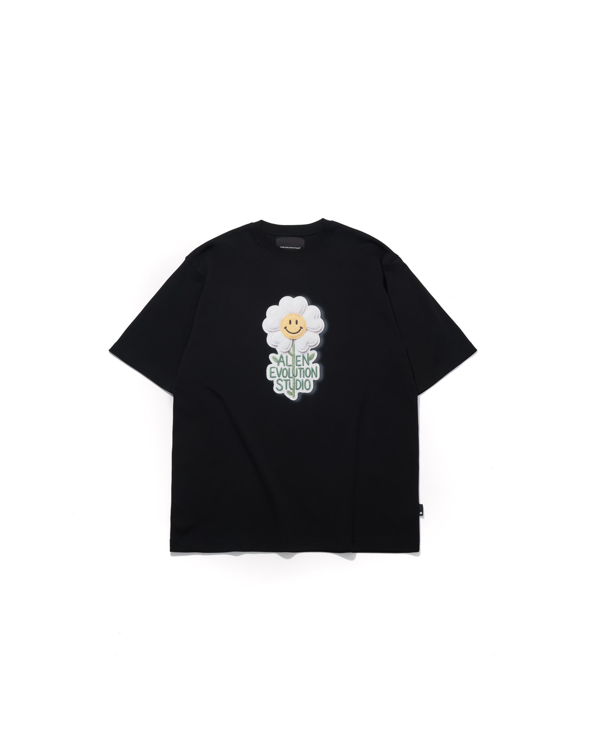 AES SMILE LOVE HEART FLOWER TEE