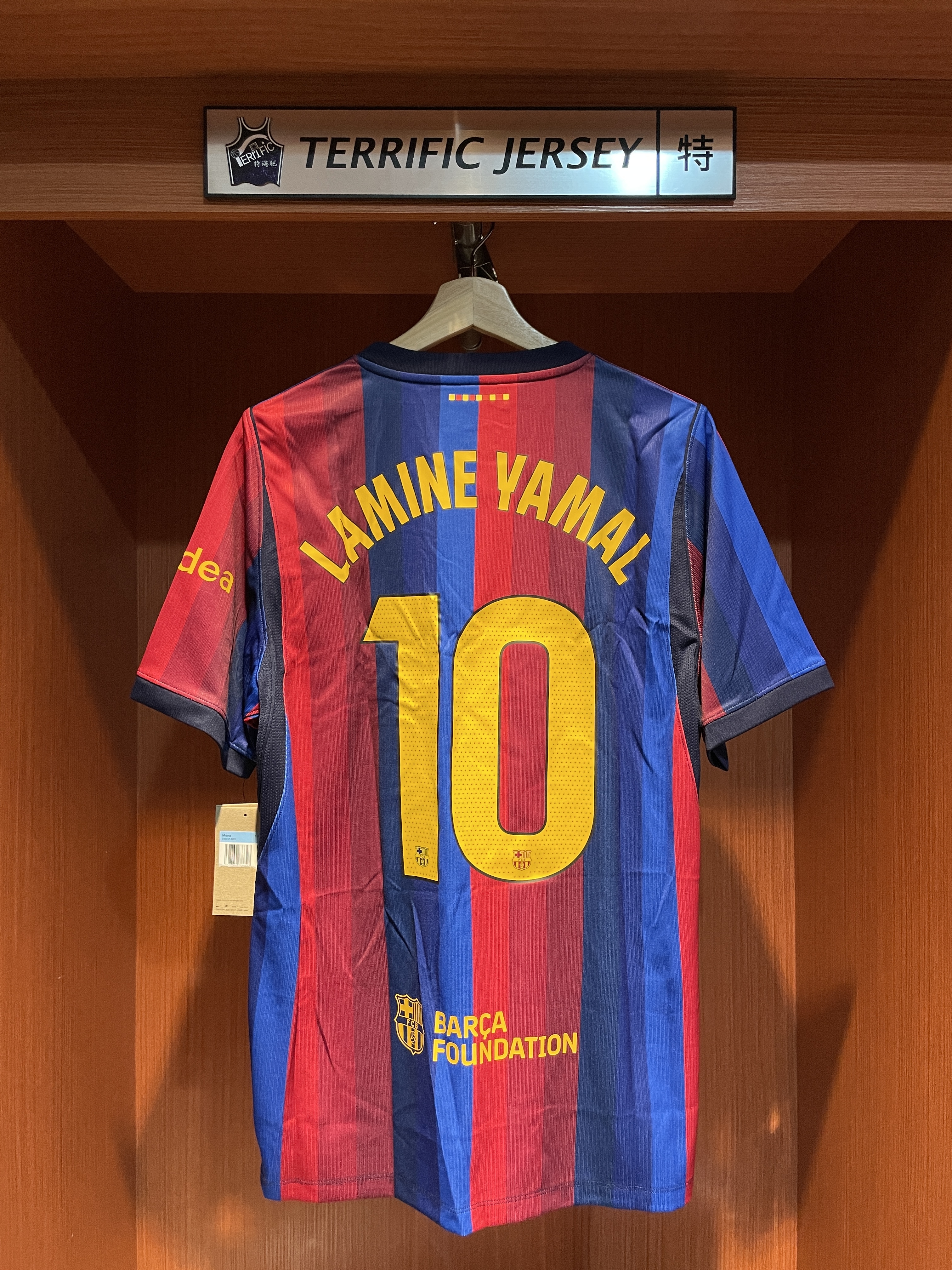 LALIGA足球 Lamine Yamal 巴塞隆納 主場條紋 26-27 Home Nike Replica Jersey 球迷版 燙印 全新