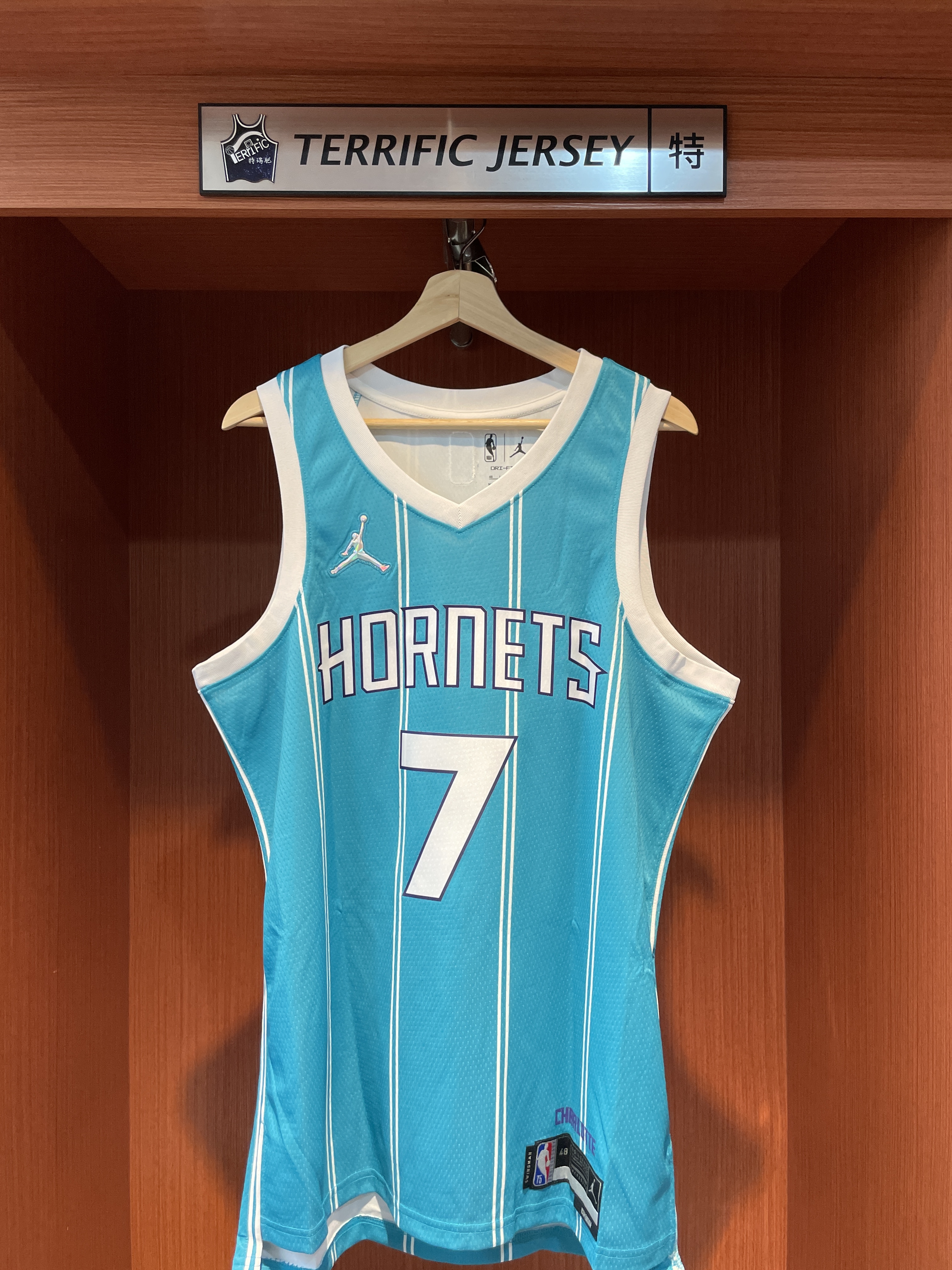NBA球衣 親簽含認證 Kon Knueppel 夏洛特黃蜂 綠條紋 Icon Nike Swingman 球迷版 熱轉印 Fanatics 官方雷射編號 全新