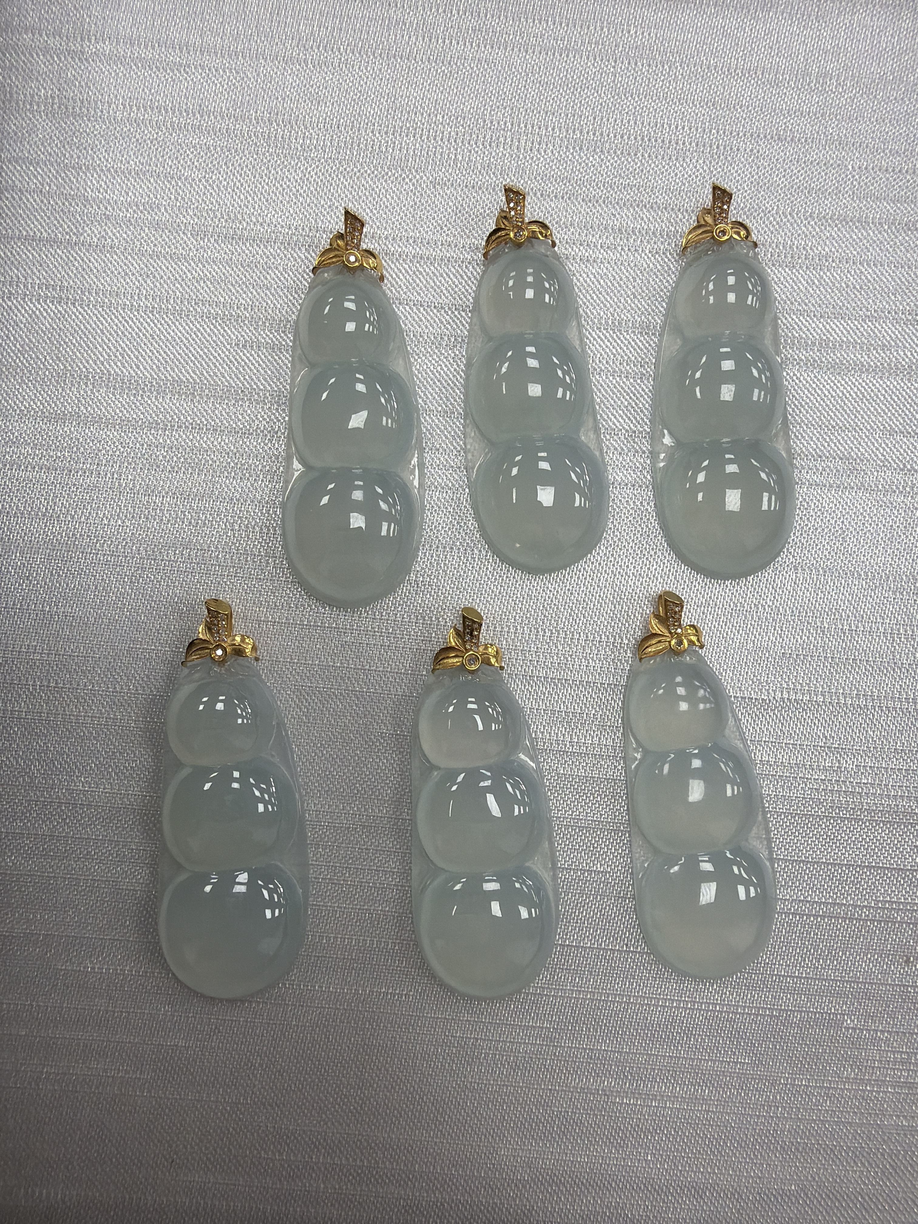 VC89 翡翠高冰豆子18K吊墜 (F1089) **連證書