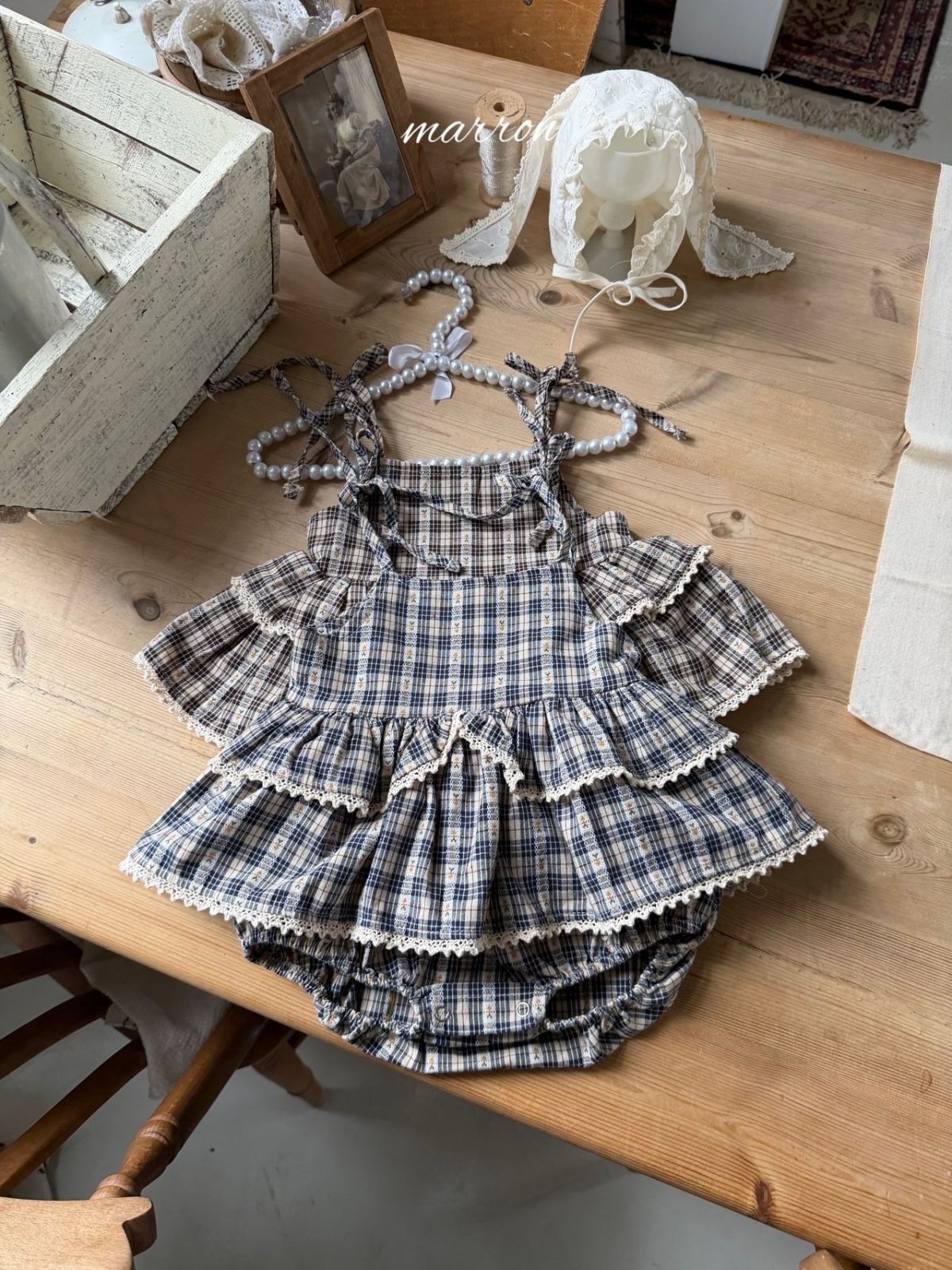 MARRON Checkered Tiered Suit